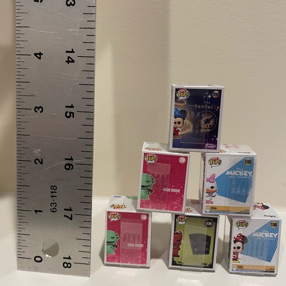 NWOT Bitty Funko pop Disney vinyl figures - Picture 4 of 4